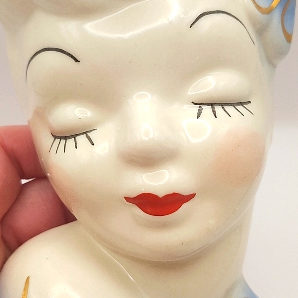 Vintage Glamour Girl Lady Head Vase Wall Pocket 6" X 3.75" X 2.5" Blue - Picture 14 of 14